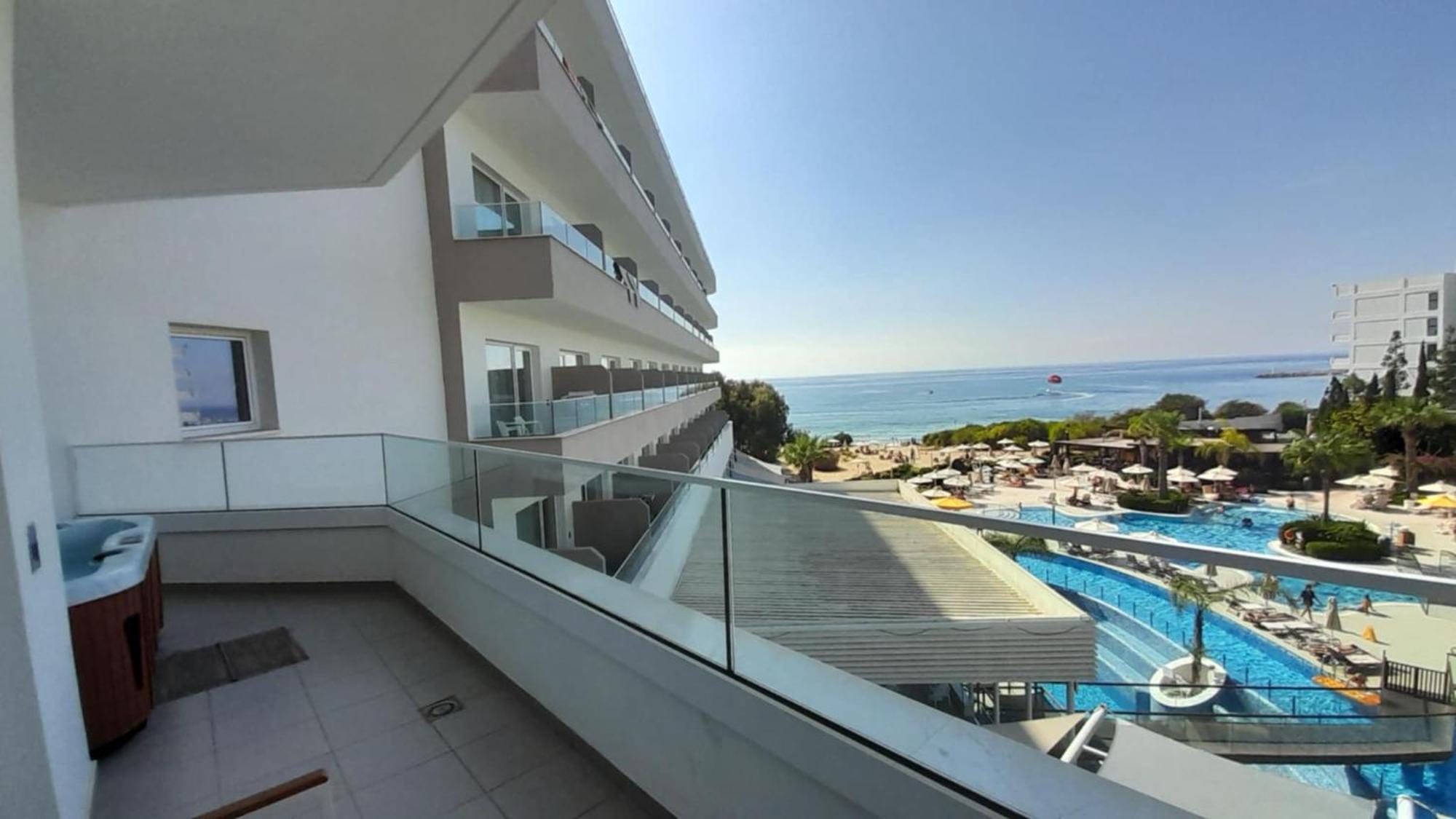 Melissi Beach Hotel & Spa Aya Napa Dış mekan fotoğraf